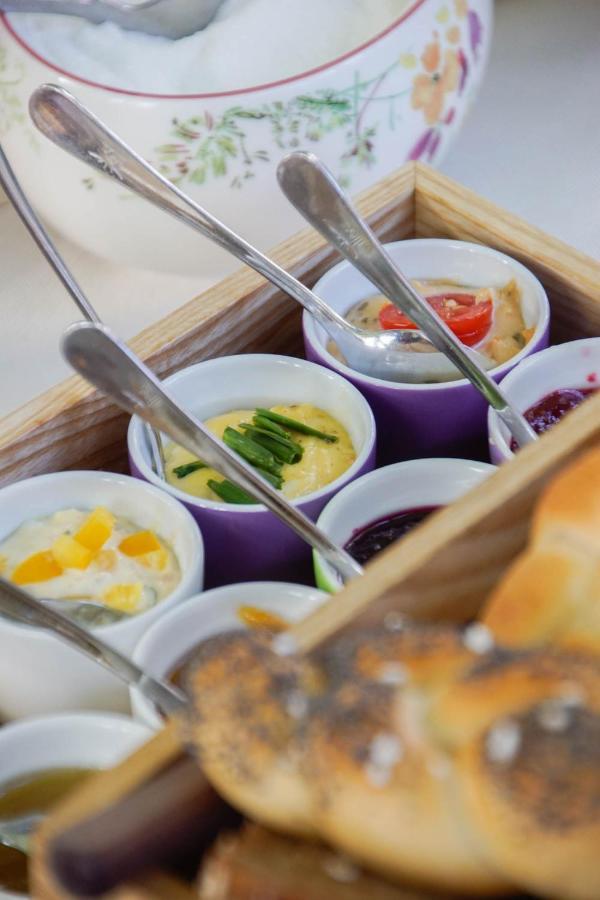 Waldruhe - Bett, Fruehstueck & Ein Laecheln Bed & Breakfast Bad Aussee Eksteriør bilde