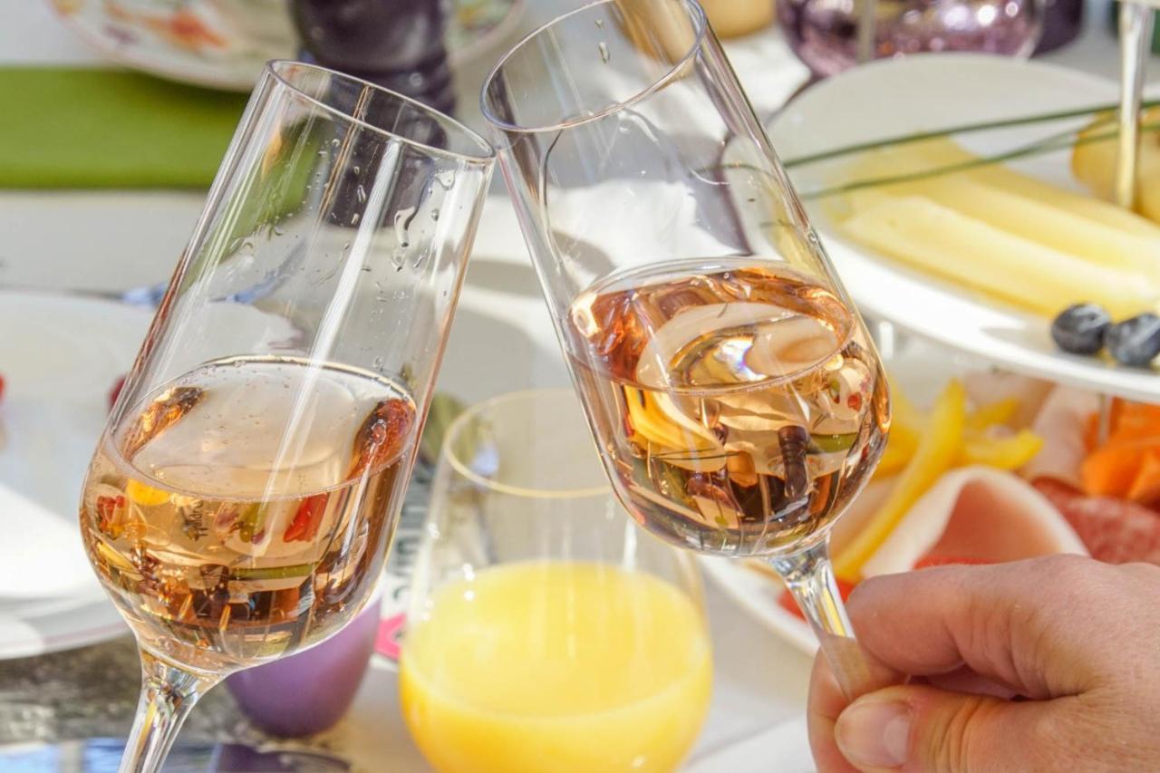 Waldruhe - Bett, Fruehstueck & Ein Laecheln Bed & Breakfast Bad Aussee Eksteriør bilde